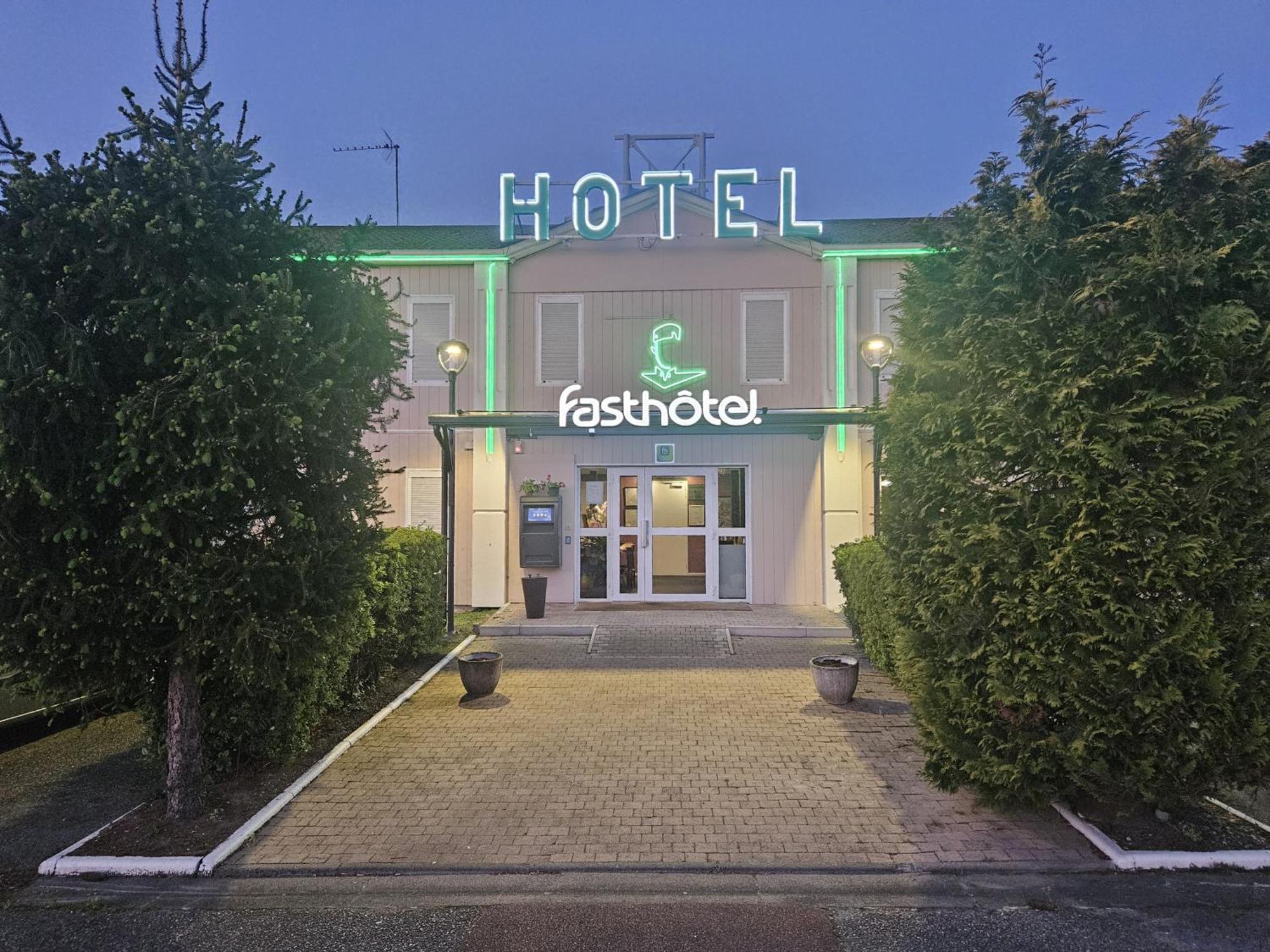 Fasthotel Bordeaux Eysines Exterior photo